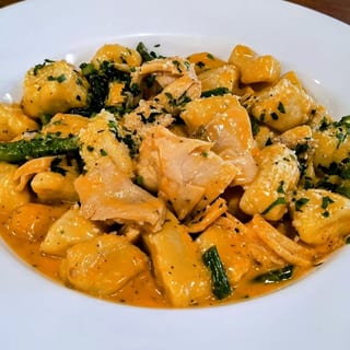 Gnocchi al Salmon